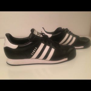 Adidas Samoa size 13